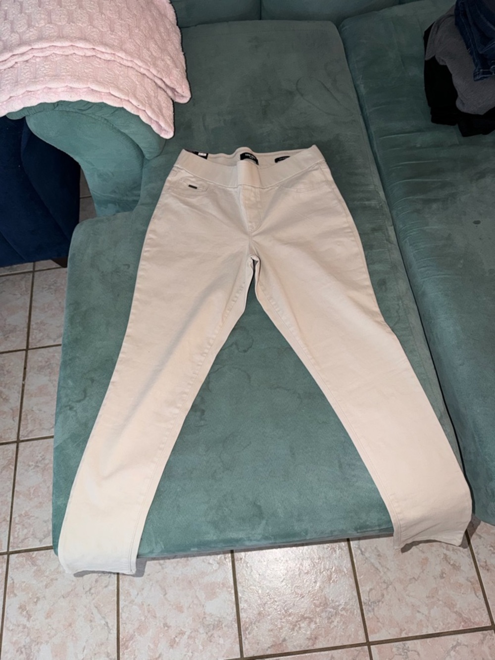 Nine West cream stretch/skinny jeans